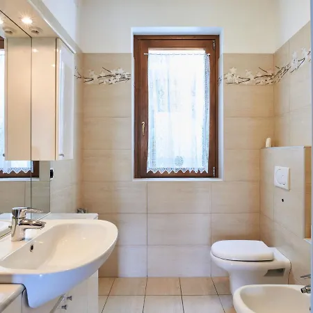 Roberta-1 By Interhome Appartement
